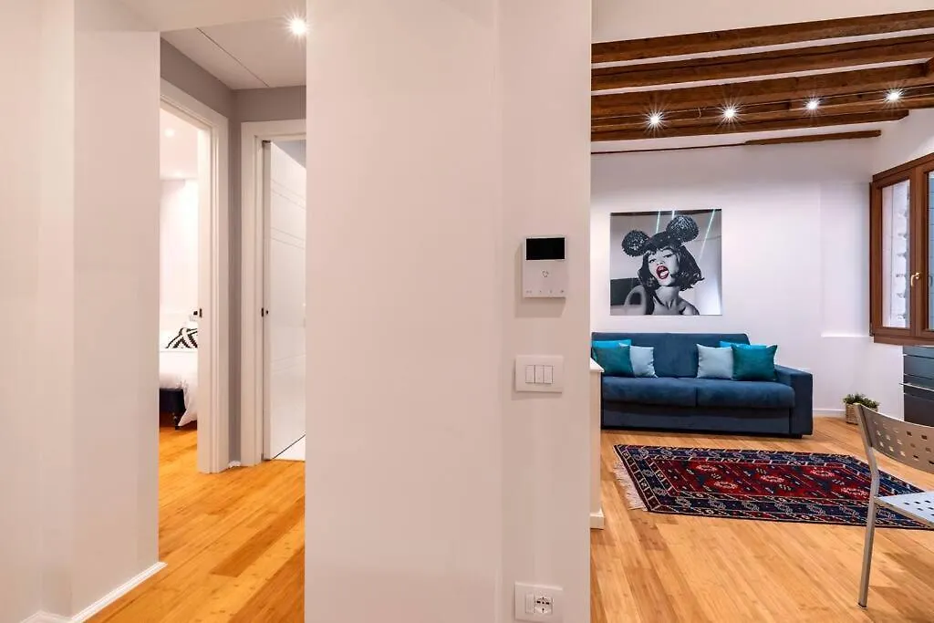 Loft San Stae 18.27-1